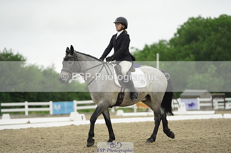 230708A-100850-00322 - Intro C