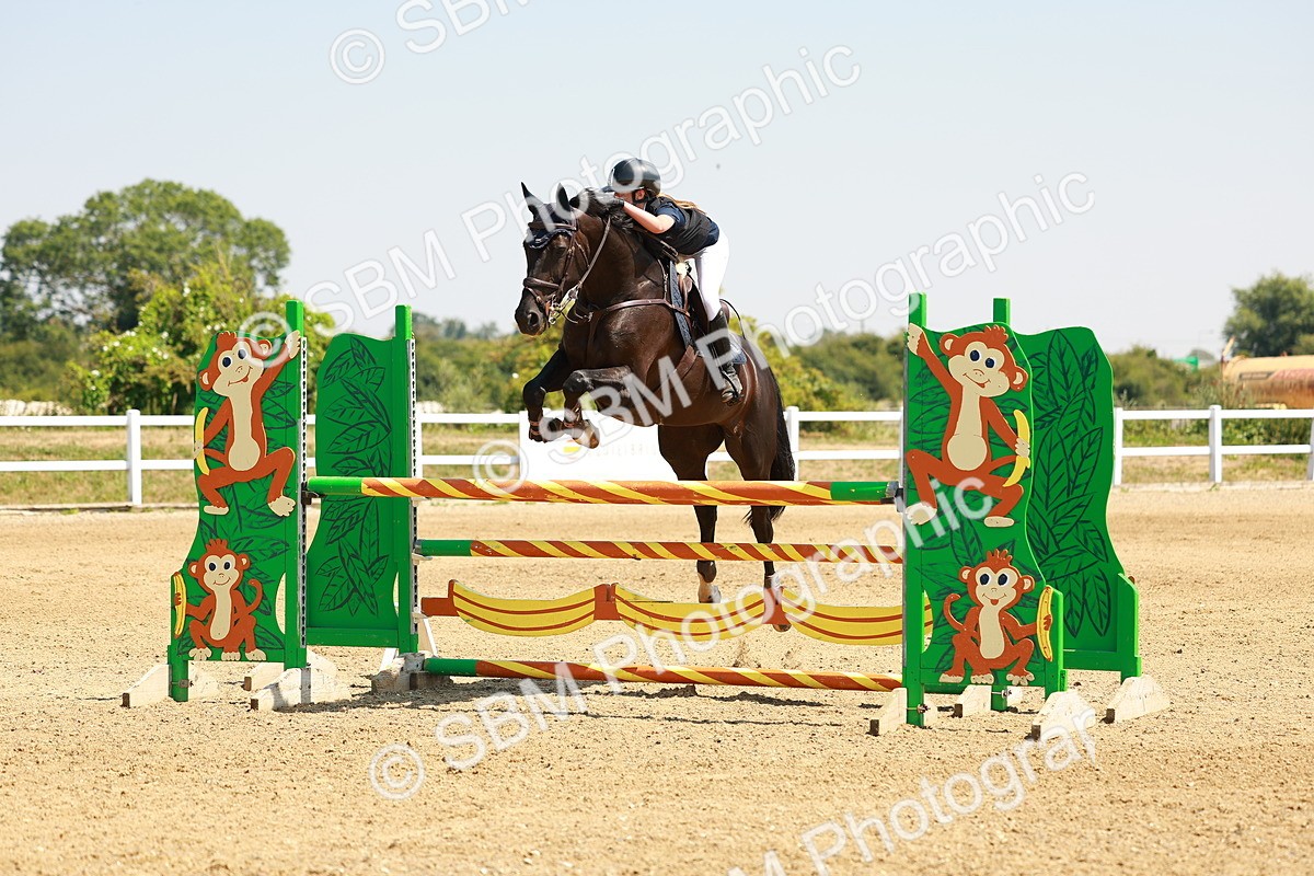 SBM_001370 - Class 4 - Senior Newcomers - 1.10m