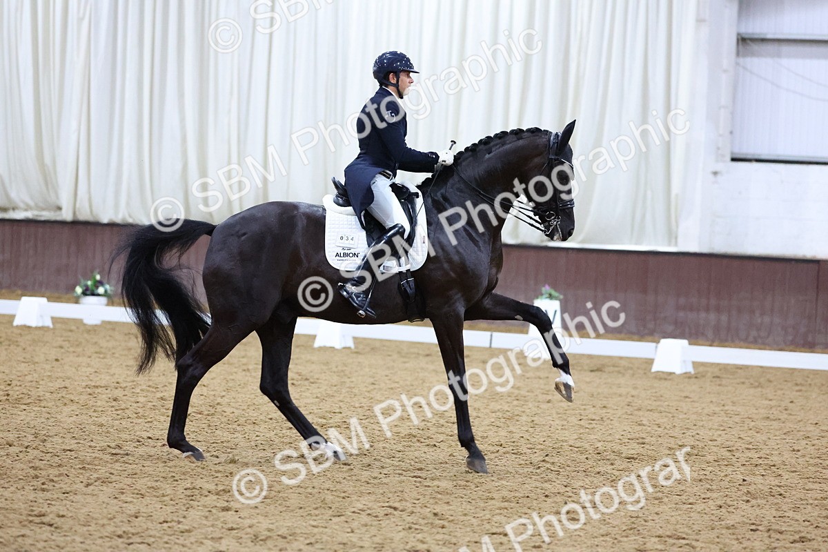 SBM_009755 - Class 14 - FEI Grand Prix - 19.27-20.27