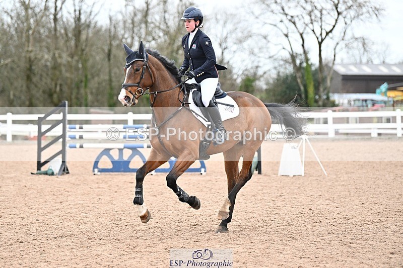 250112-120839-01243 - Cls 19 Snr 1.05m Open