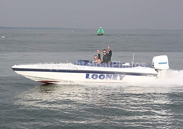 090419 LOONEY IMG_4213 - Motorboats - Open