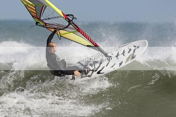 WS 190808-27 - Windsurfing