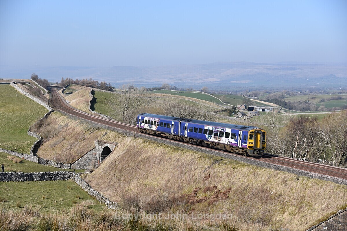 JL - 22.3.20 158795 12:28 Leeds - Carlisle, Birkett Common - Birkett Common (southbound)