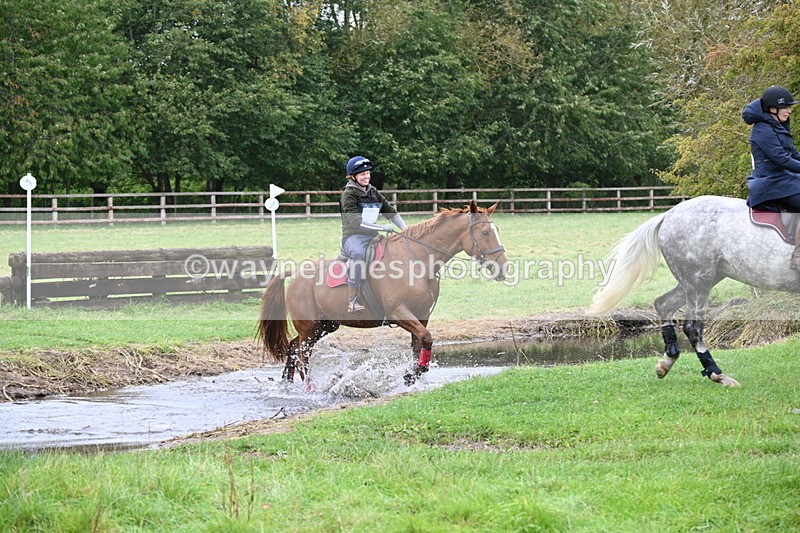 WJ6_2834 - Time at Photographer 11:01 to 11:20