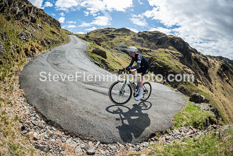 105957 - Hardknott Hairpin 11.00 - 12.00