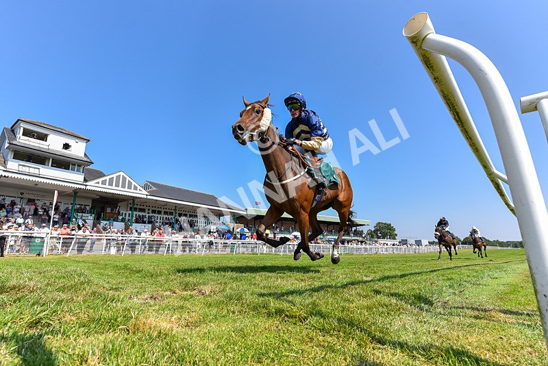 150726-Race 3-Lady Dublin-3165 - Race 3 15.10pm racingtv.com/freetrial Nursery Handicap