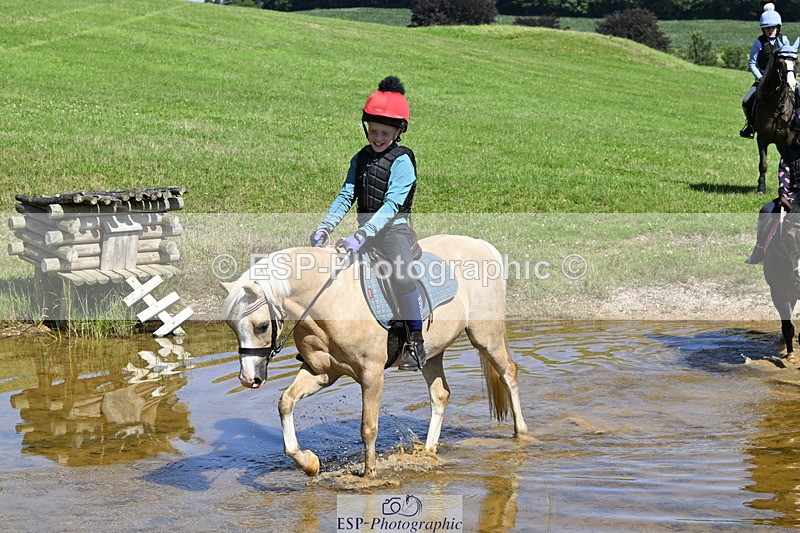 240728B-105741-00747 - Theo's Group XC