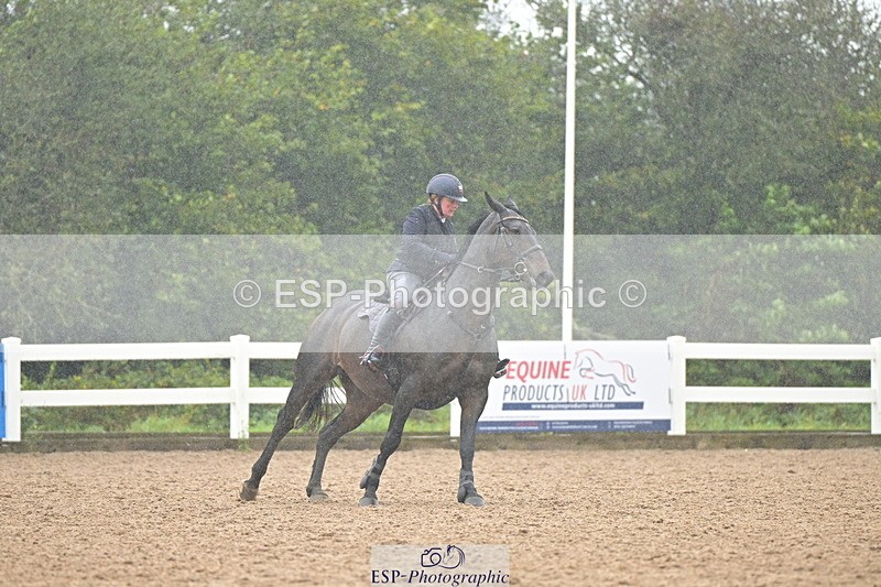 240925A-133318-00902 - Cls 4 Newcomers and 1.10m Open