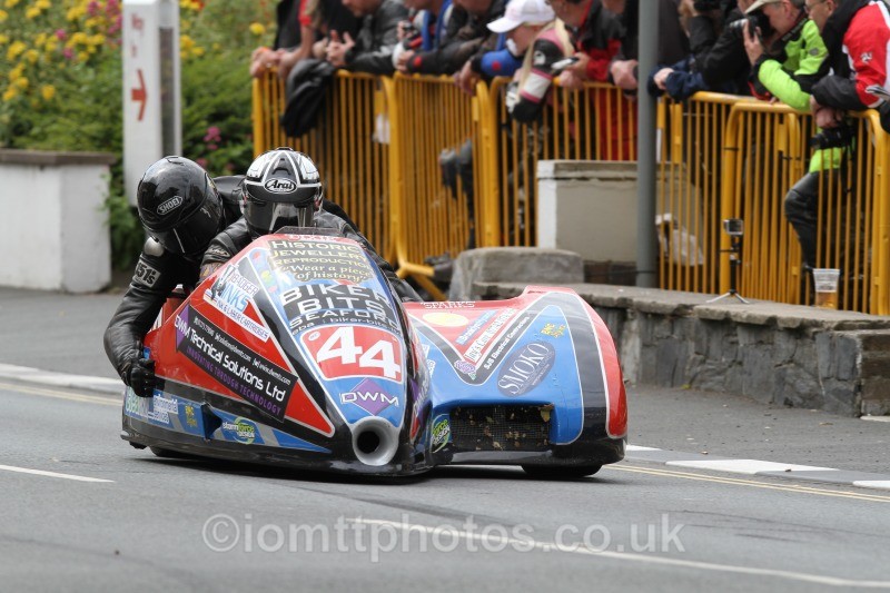Matthew Dix & Shaun Parker - Sure Sidecar Race 2