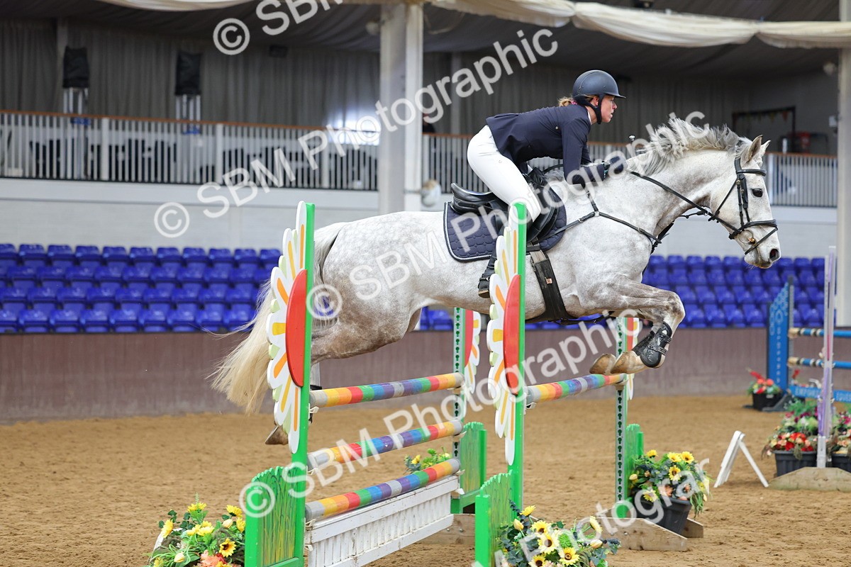 SBM_002905 - Class 8 - Senior Newcomers - 1.10m