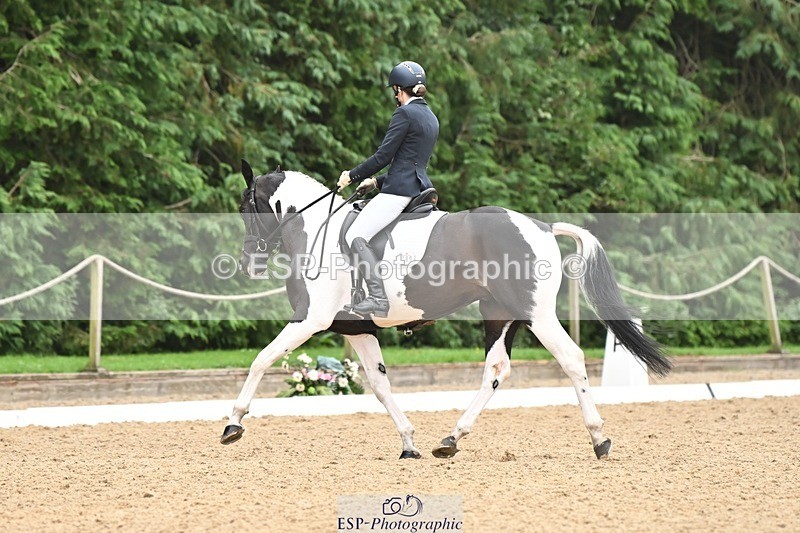 240811-111626-05128 - 189-Emma.Jenkinson-Fleur.C