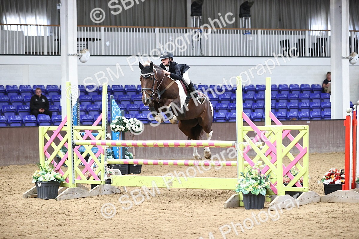SBM_002869 - Class 13 - Blue Chip Pony Newcomers 1.00m Open