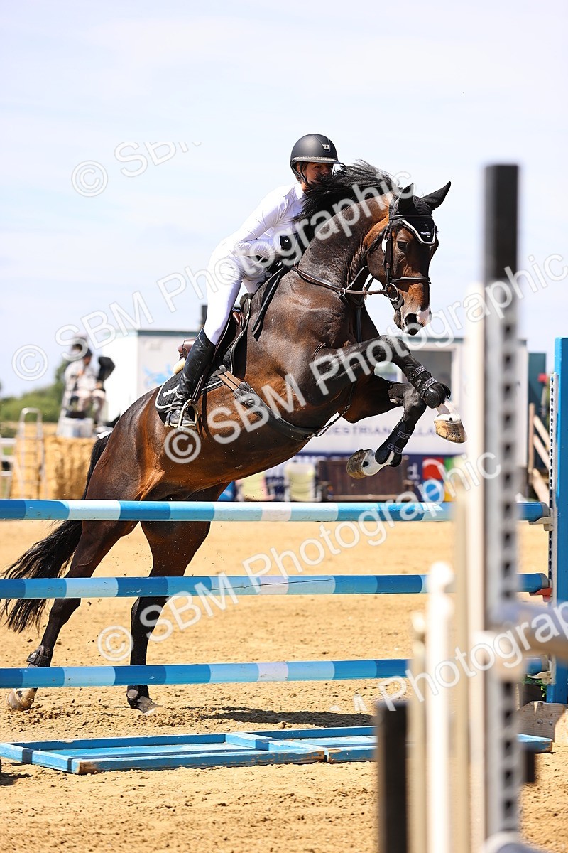 SBM_010011 - Class 9 - Senior Foxhunter - 1.20m Open