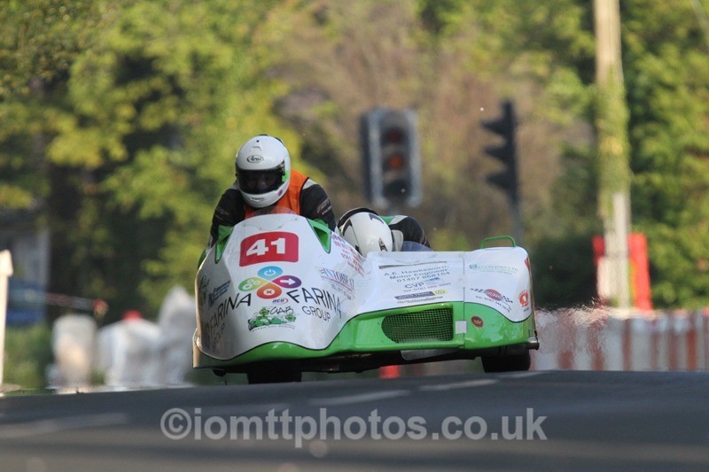 IMG_5562 - Thursday Practice - TT 2013 Side Car