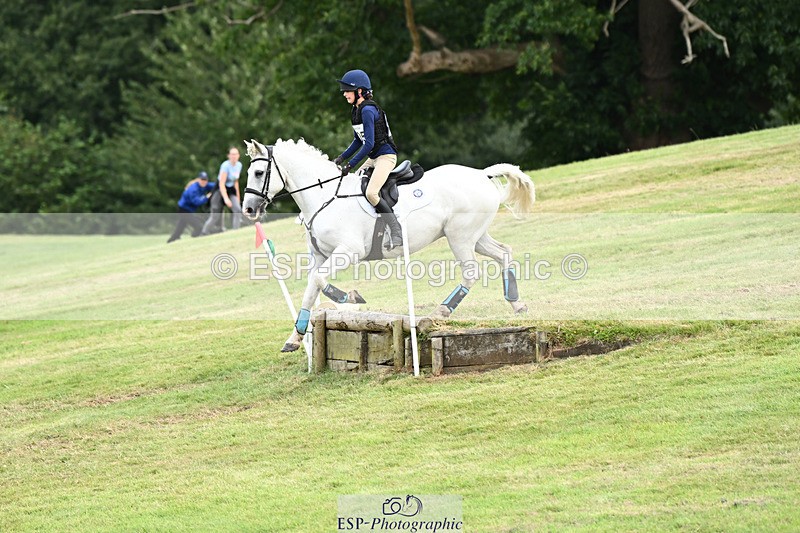 240825X-142210-34981 - 80cm XC 14.30 to 15.30