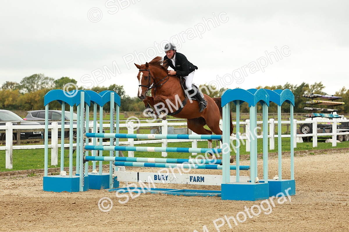 1I0A8098 - Class 5 - Senior Foxhunter 1.20m
