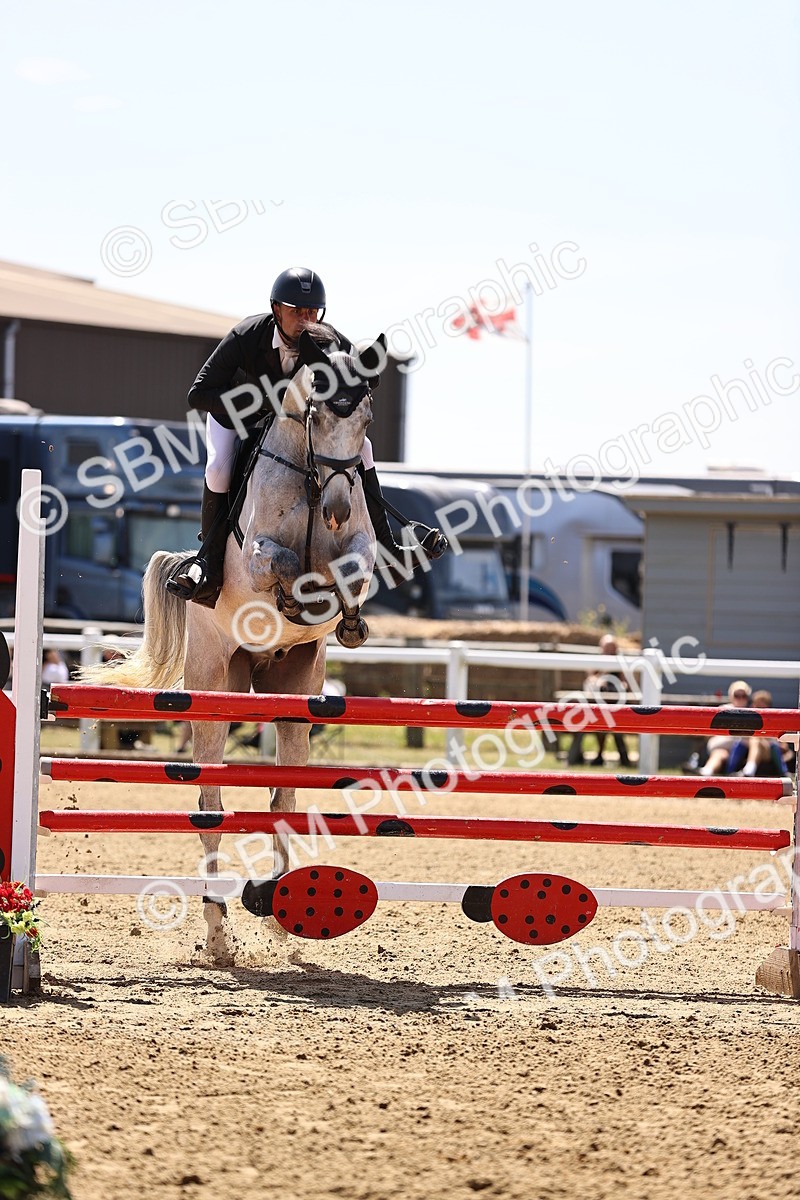 SBM_010100 - Class 9 - Senior Foxhunter - 1.20m Open