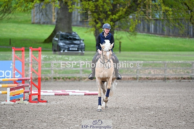 240411-111358-00209 - Group 6 SJ