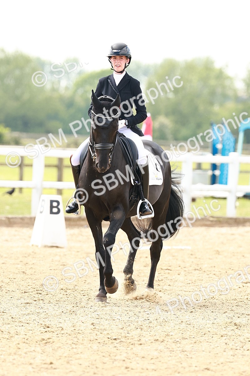 0B8A7067 - Class 12 - Medium 4