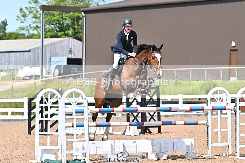 240619A-160202-01099 - Cls 5 Snr Foxhunter and 1.20m Open