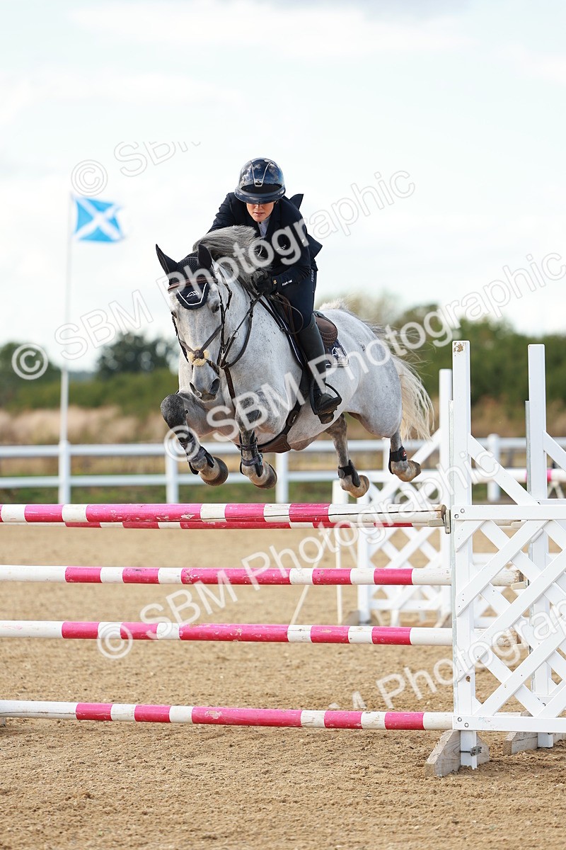 SBM_002084 - Class 5 - Senior Foxhunter - 1.20m