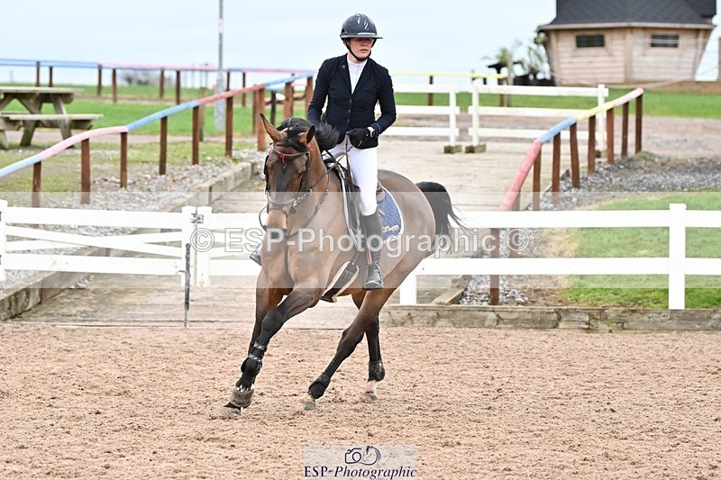 250112-133256-01498 - Cls 20 Newcomers and 1.10m Open