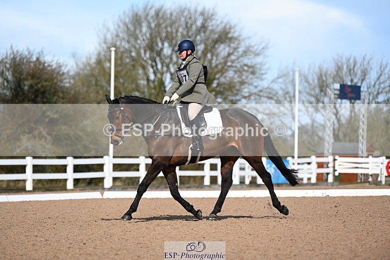 240323A-110221-02503 - DR Novice 24