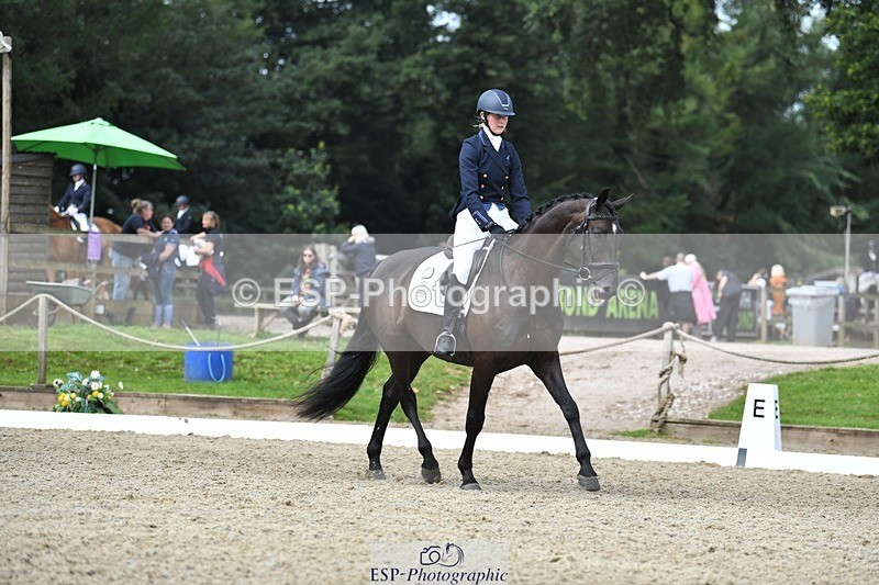 230812-111505-03567 - Cls 6 Novice Silver 10.30 to 11.55 break