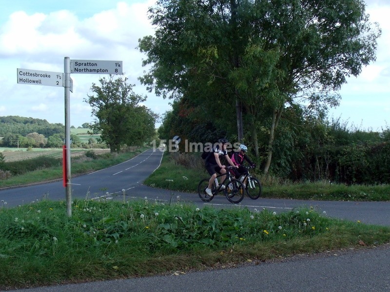 3032 Team 2 Lt Creaton - FFP Charity Bike Ride 2014