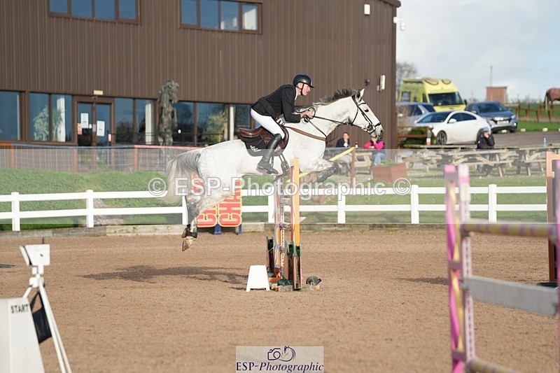 251108-143047-02865 - Cls 16 Snr 1.30m and 1.40m