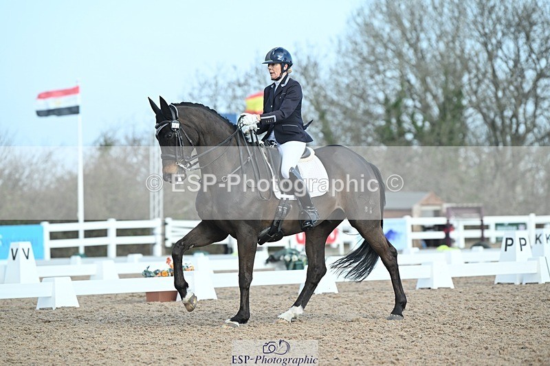 250403-082447-00369 - 018-Louise.Davison-Quamperfect