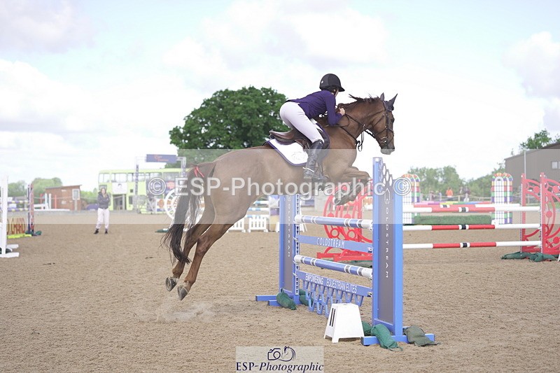 230806A-104852-01443 - Cls 13 Snr Newcomers & 1.10m Open