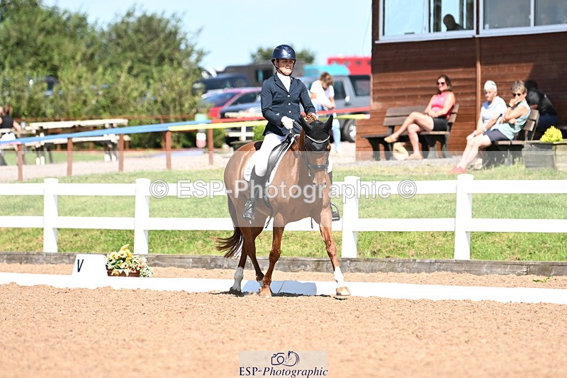 240816A-142618-05590 - 300-Andrea.Kennedy-Ricardo.Red