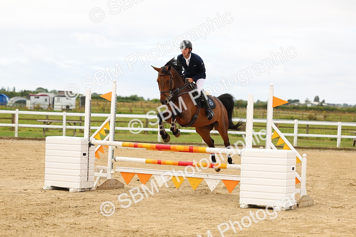 SBM_008849 - Class 1 - Senior British Novice - 90cm Open