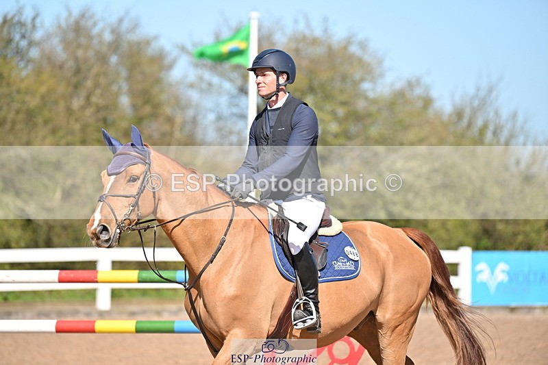 240420A-104234-10369 - Cls 19, 1 Star Silver Tour 1.20m