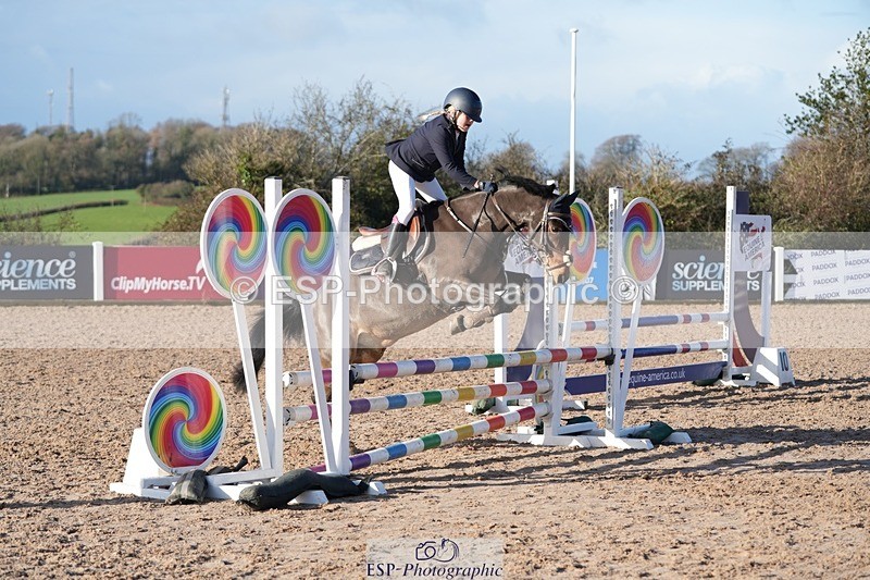 251129-114920-00365 - 70cm