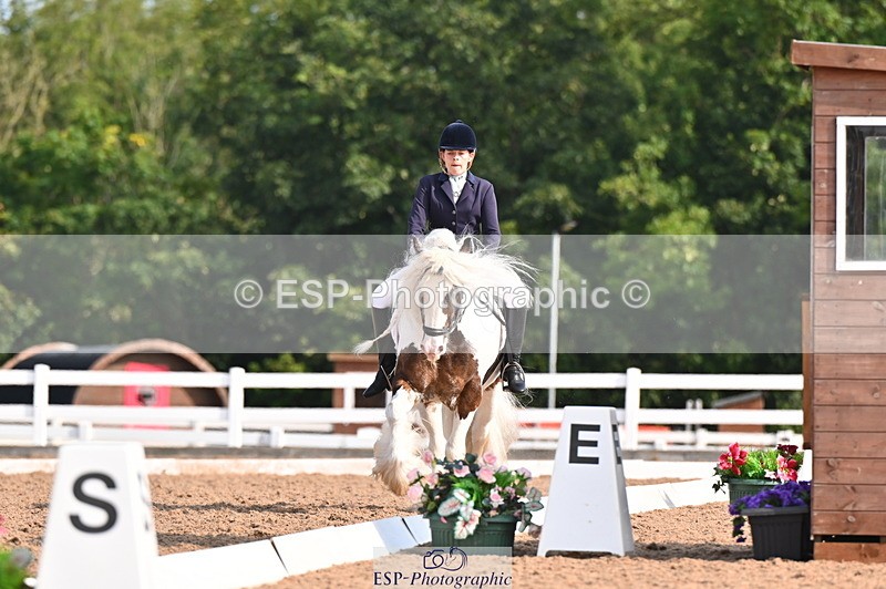 240817A-094016-06679 - 212-Emma.Lomas-My.last.rolo