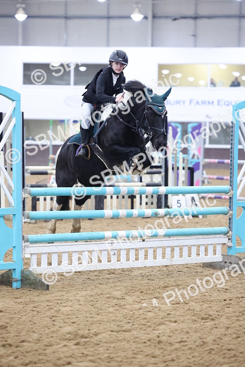 SBM_003356 - Class 11 - Blue Chip Pony Newcomers - 1.00m Open