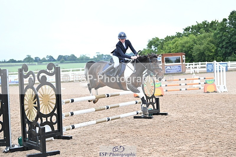 240908A-104519-03107 - Cls 18 A&B Pony Brit Nov & 80 Opern