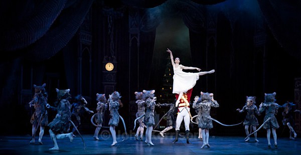 - Nutcracker