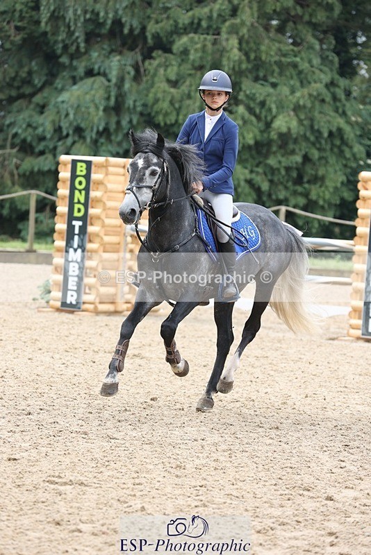 230618-102409-10102 - Cls 19 Pony Intro 1m