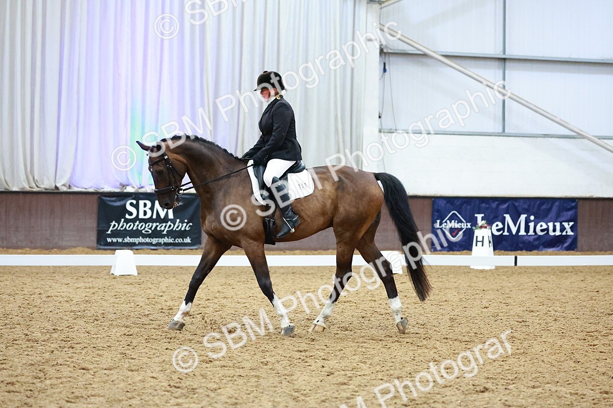 SBM_004390 - Class 12 - E2 Championship - 14.50-15.53