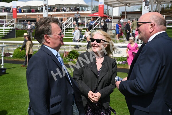 yr10062022r3-44 - Race 3 3.00pm British EBF supporting Racing with Pride Fillies' Handicap