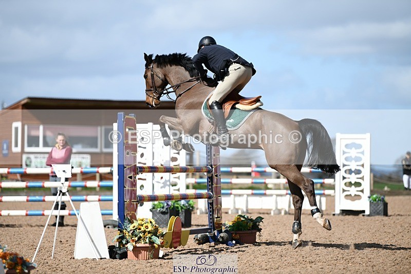 250328-111146-00693 - Cls 2 Snr Newcomers