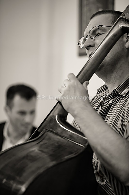  - TOM & SIMON GARDNER PLAY BROTHERS CANDOLI