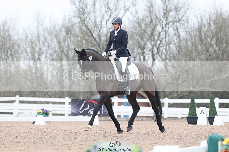 250216-130009-05636 - 192-Dominique.Mills-Sermaggio