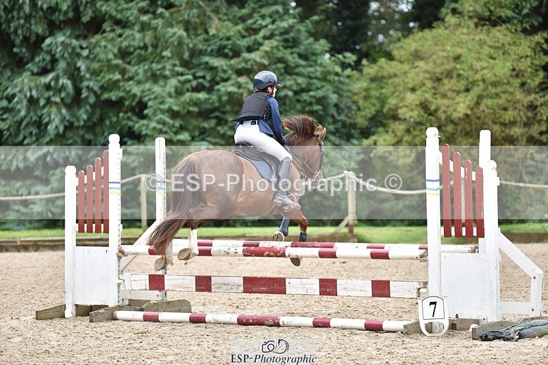 240802-104004-00903 - 80cm Round 1