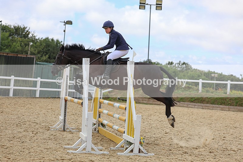 3E7A5047 - Class 4: Senior British Novice/90cm open