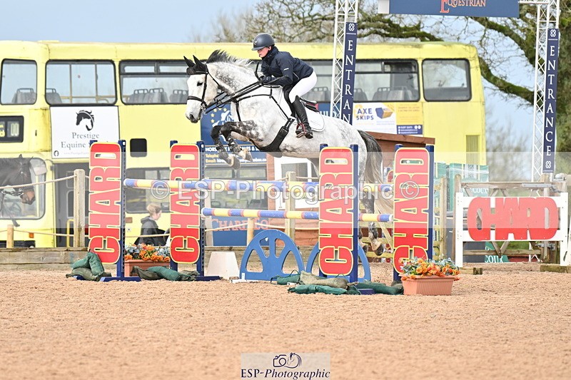 240315A-121903-00880 - Cls 3 Snr Foxhunter