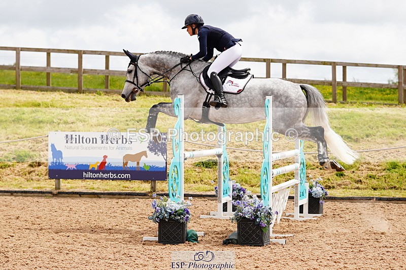 240526A-113510-07836 - Cls 26 Chard Equ 1.05m and 1.10m Grand Prix